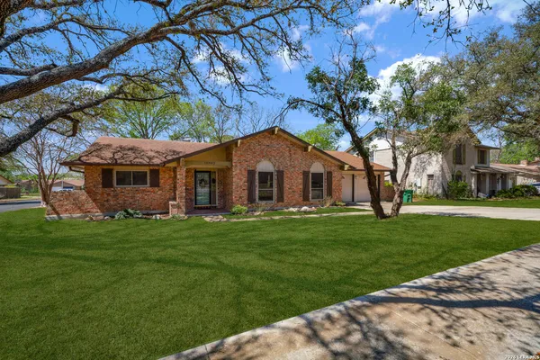 $1,950 | 10902 Grand Haven Drive, San Antonio, TX 78239