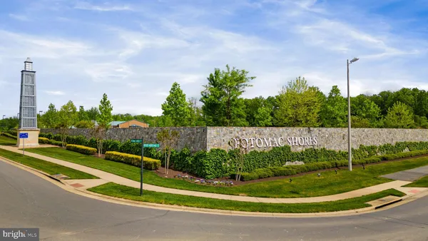 $3,200 | 17414 Southern Shrs Drive, Dumfries, VA 22026