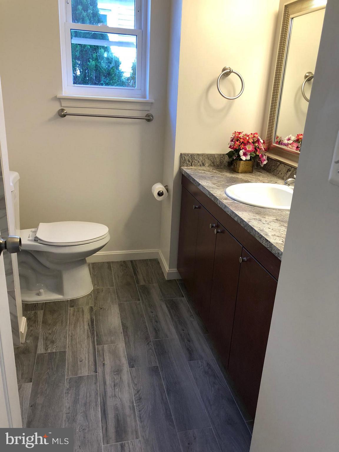 602 Orpington Road Baltimore, MD 21229 - Photo 8 of 22