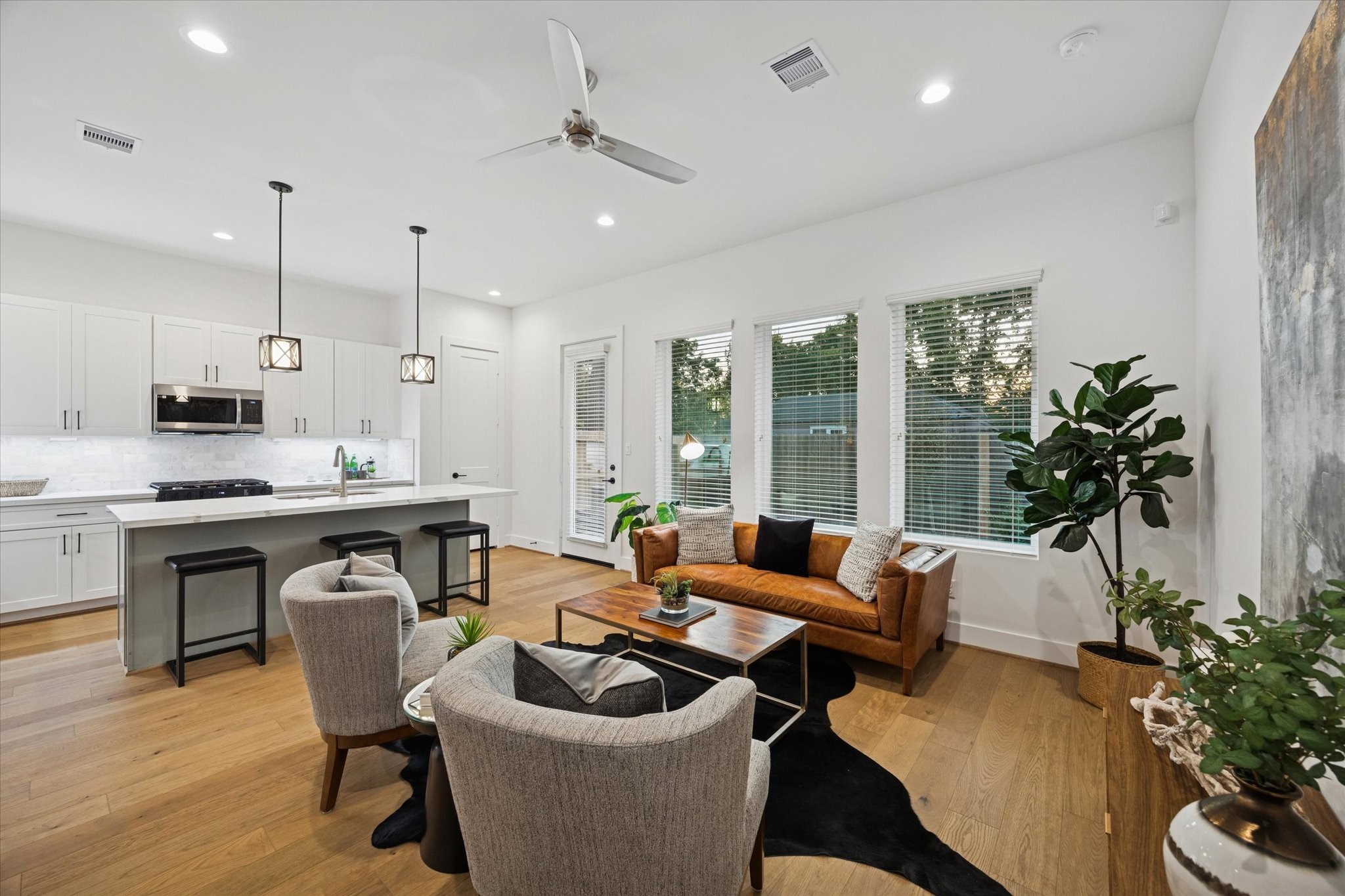 1850 West Tidwell Road Houston, TX 77091 - Photo 6 of 40 Photos represent homes within the community * not of actual home*