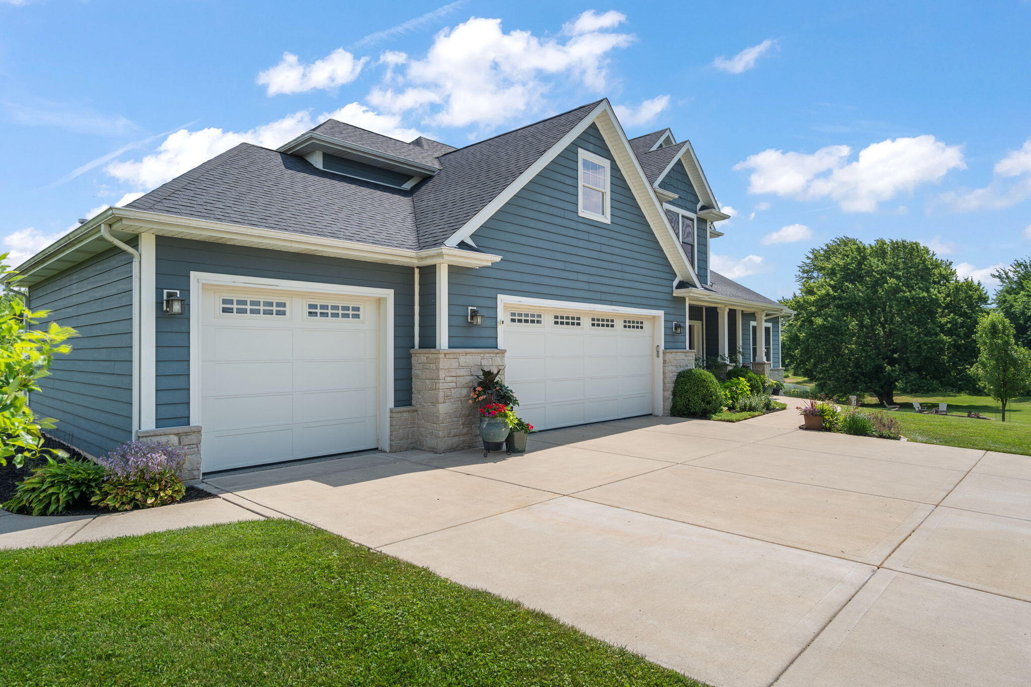 11845 Burr Street Crown Point, IN 46307 - Photo 57 of 83 2048x1365
