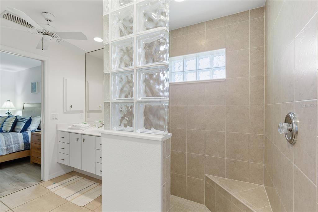 974 Rotonda Circle Rotonda West, FL 33947 - Photo 22 of 34