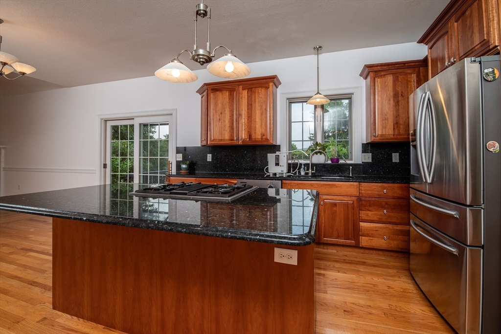 23 Summerfield Road Amherst, MA 01002 - Photo 15 of 42
