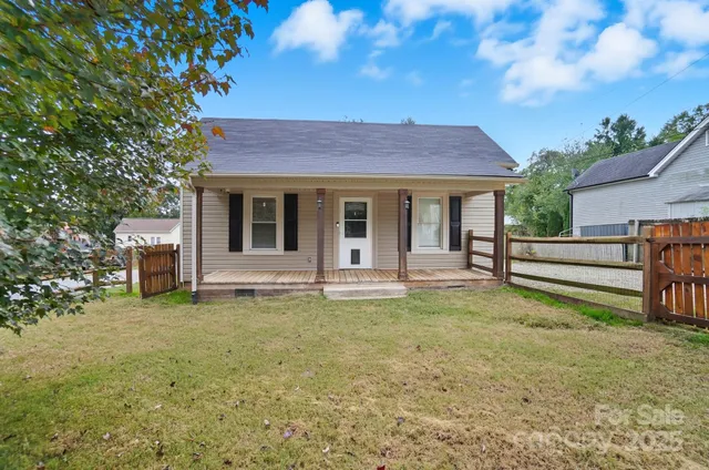 $260,000 | 64 Robinson Drive Southwest, Concord, NC 28027