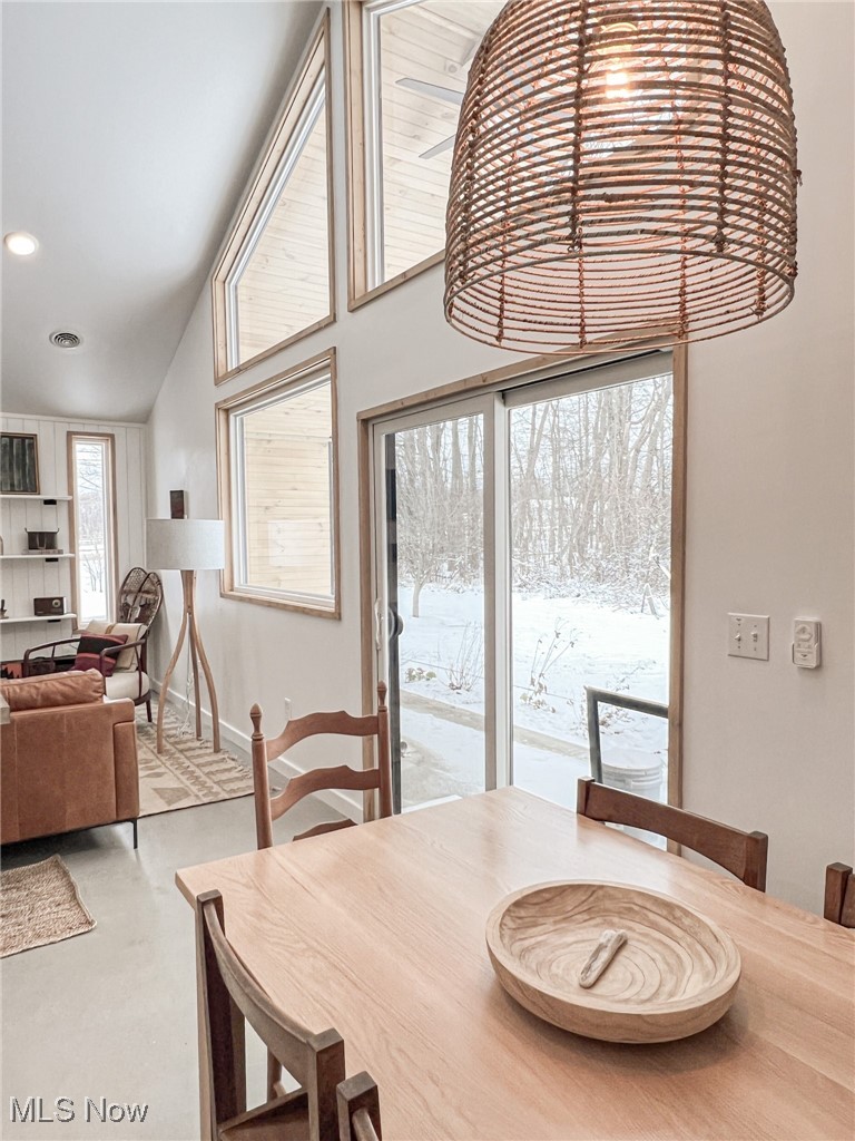 304 State Road Geneva, OH 44041 - Photo 10 of 35 Gallery Image 10