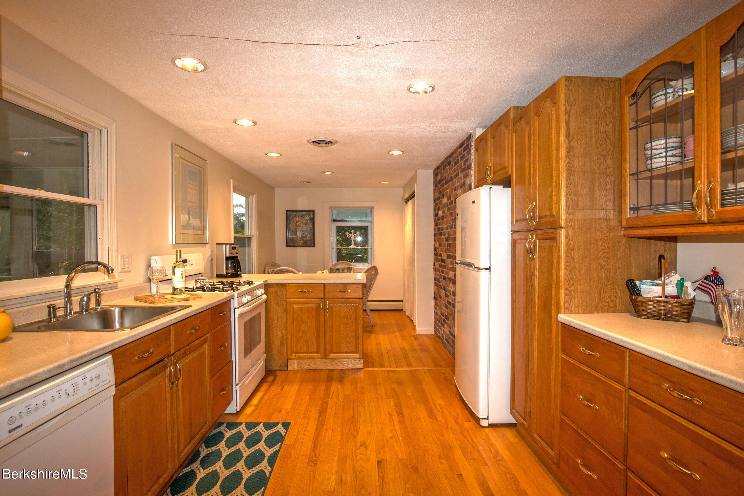 17 Westminster Road Lenox, MA 01240 - Photo 9 of 33 kitchen