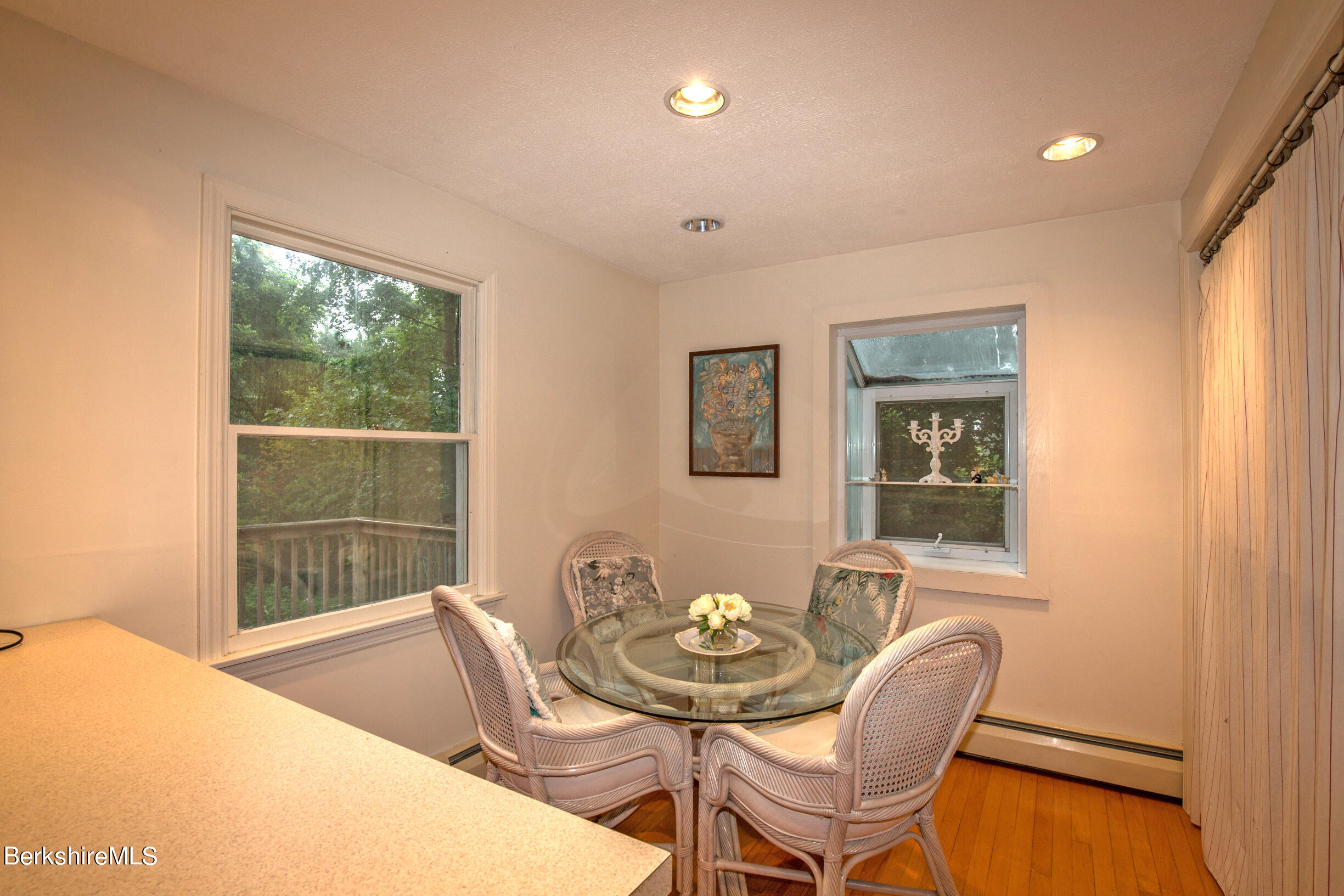 17 Westminster Road Lenox, MA 01240 - Photo 10 of 33 eat in