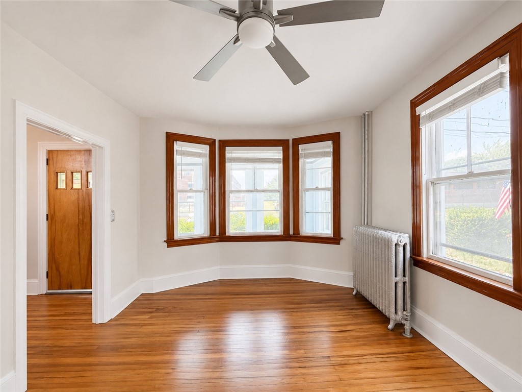 209 3rd Street Newport, RI 02840 - Photo 5 of 22