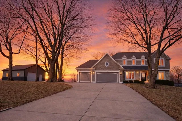 $750,000 | 16404 Northeast 127th Street, Kearney, MO 64060
