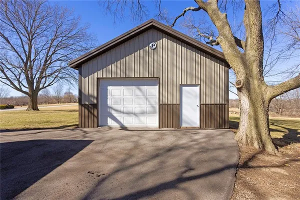 $674,000 | 16404 Northeast 127th Street, Kearney, MO 64060