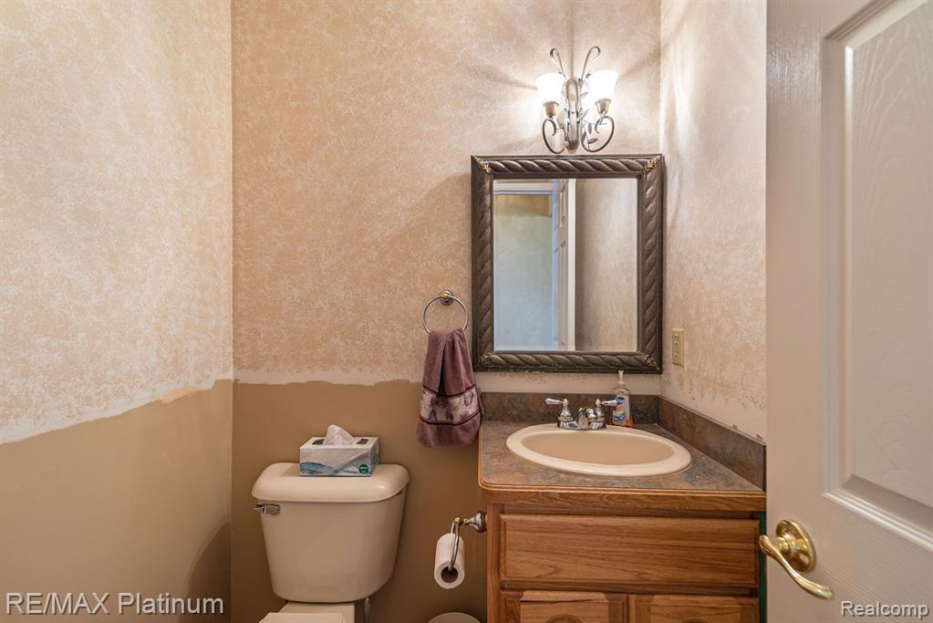 1264 Elms Road Flint, MI 48532 - Photo 25 of 46 Gallery Image 25