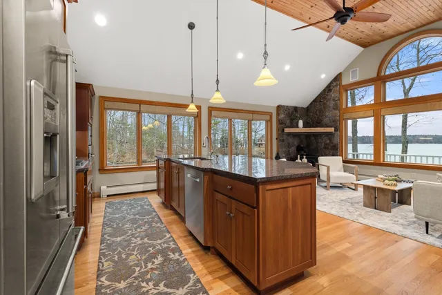 $1,695,000 | 263 Durham Point Road, Durham, NH 03824