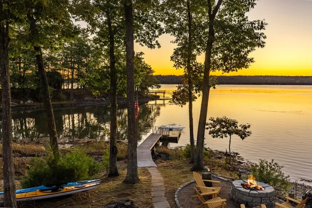 $1,695,000 | 263 Durham Point Road, Durham, NH 03824