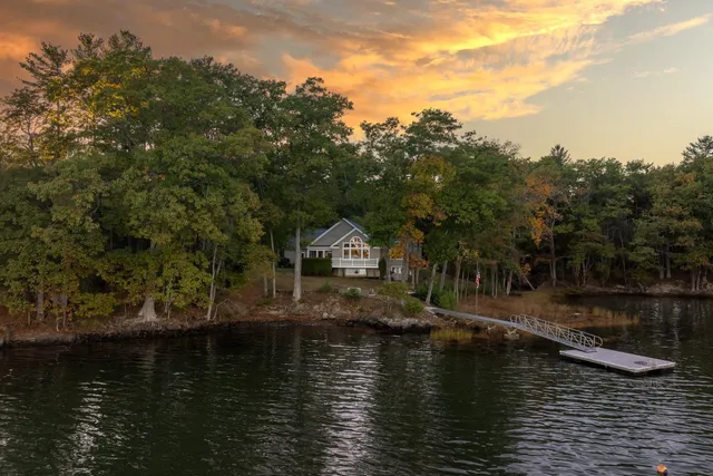 $1,695,000 | 263 Durham Point Road, Durham, NH 03824