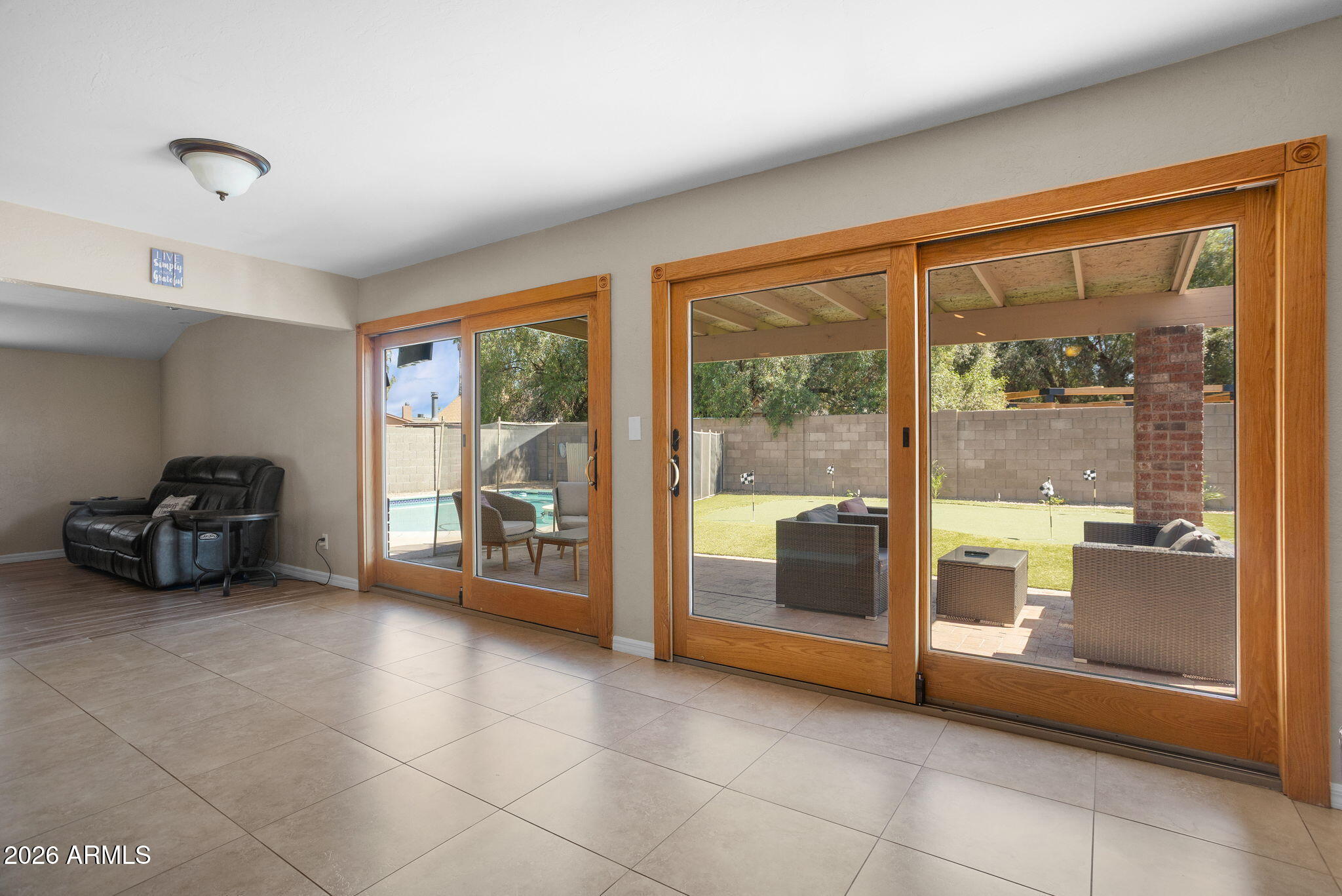 2439 West Kathleen Road Phoenix, AZ 85023 - Photo 10 of 24 2439 W Kathleen
