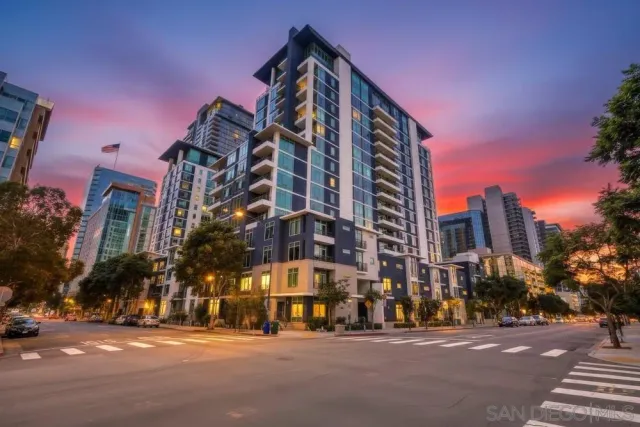 $712,990 | 425 West Beech Street, Unit 302, San Diego, CA 92101