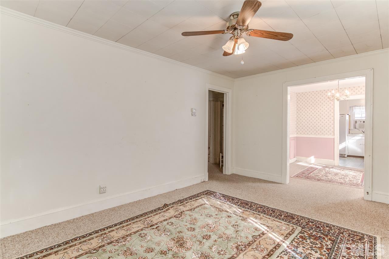 227 Georgetown Road Raleigh, NC 27608 - Photo 5 of 25