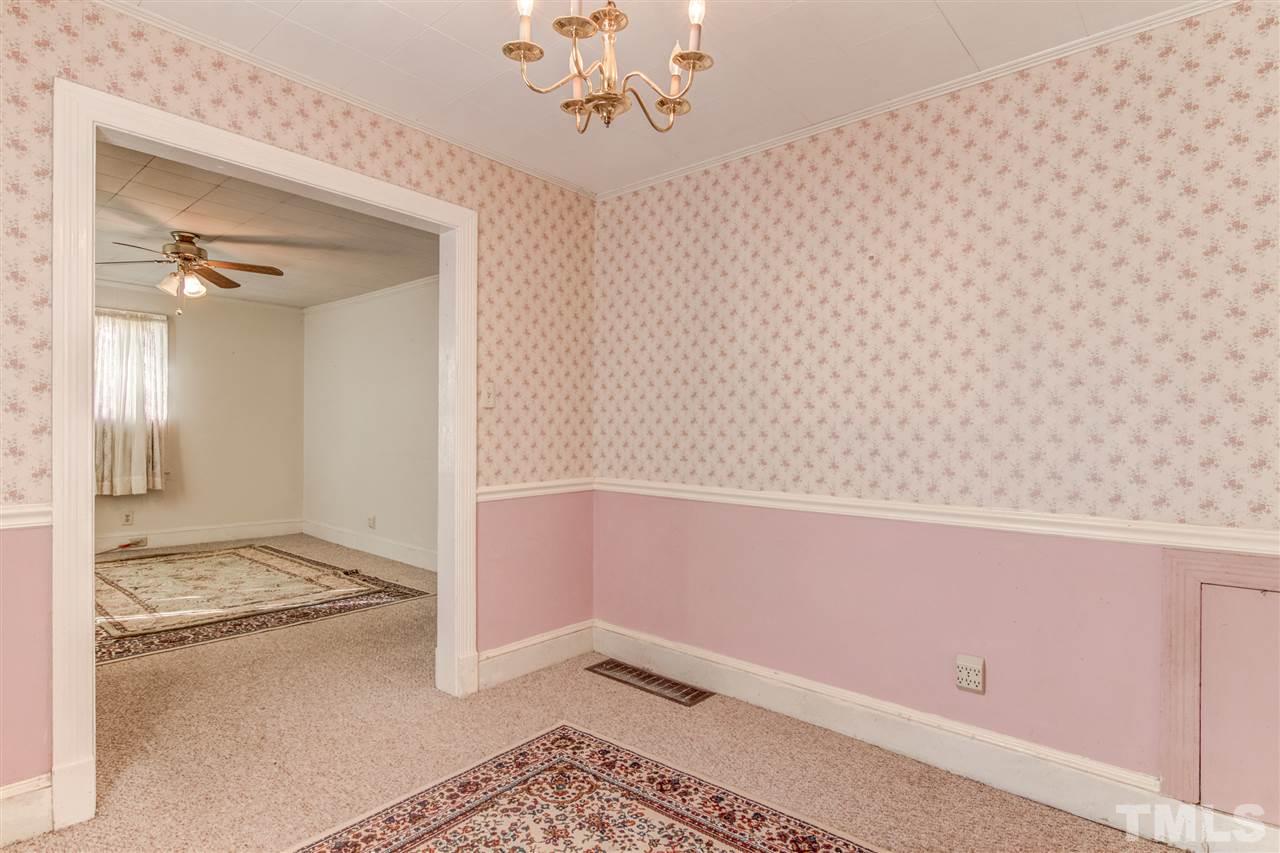 227 Georgetown Road Raleigh, NC 27608 - Photo 9 of 25