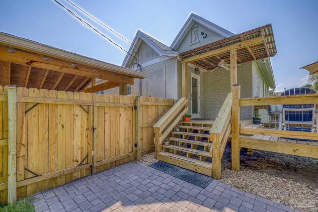 $570,000 | 600 West Moreno Street, Pensacola, FL 32501