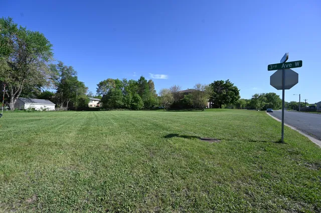 $150,000 | Xxx West Xxx W 3rd Avenue, Chaska, MN 55318