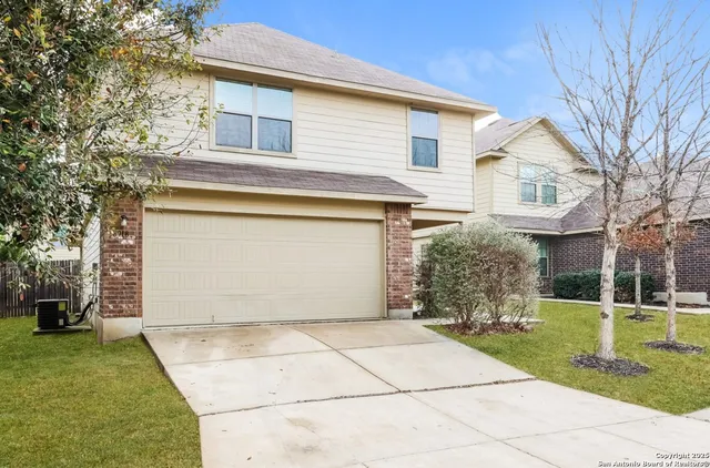 $1,645 | 8918 Bonnie Butler, San Antonio, TX 78221