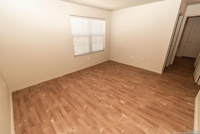 $1,645 | 8918 Bonnie Butler, San Antonio, TX 78221