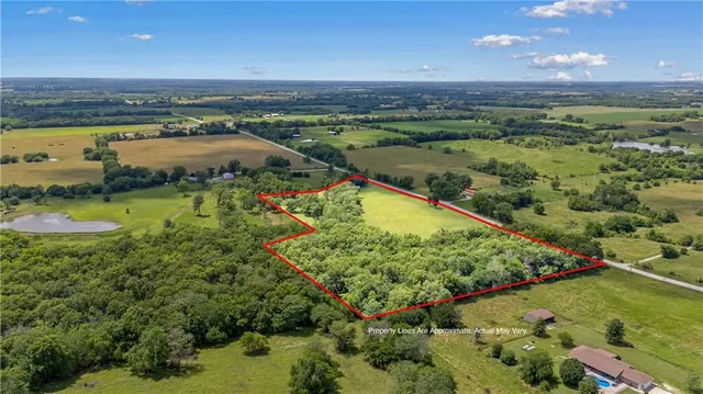 $195,000 | East State Rte B Route, Archie, MO 64725