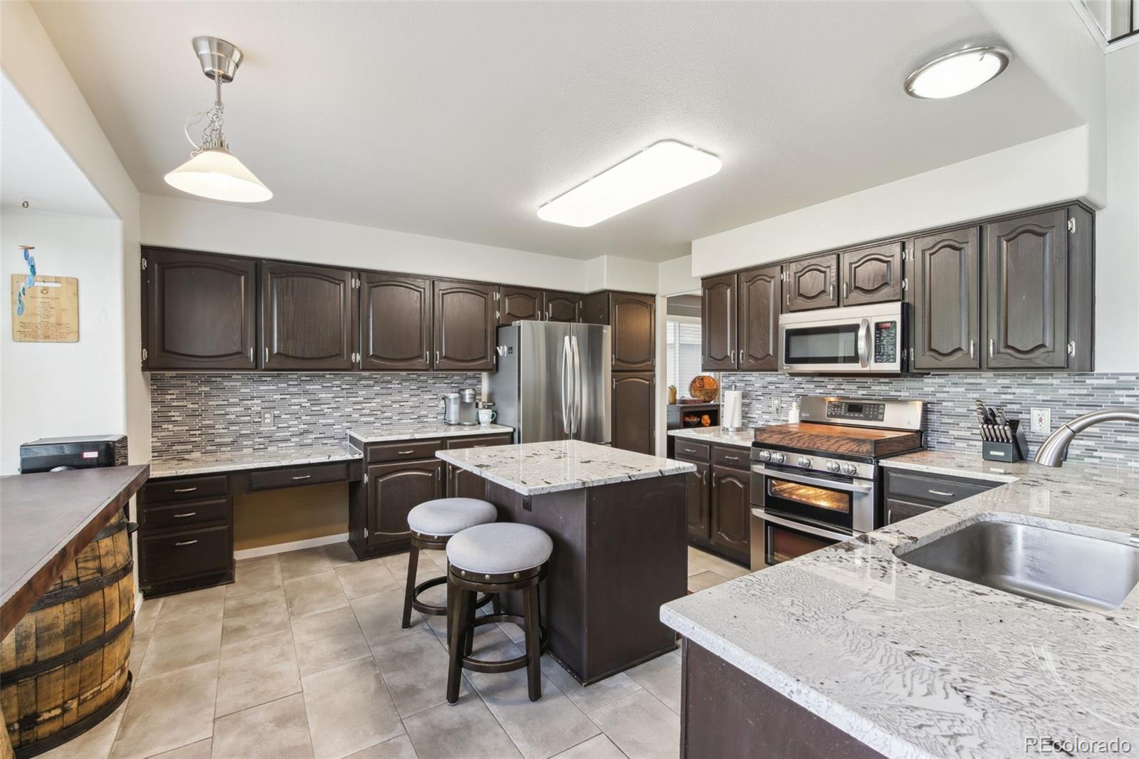 9954 Silver Maple Way Highlands Ranch, CO 80129 - Photo 3 of 21 Gallery Image 3