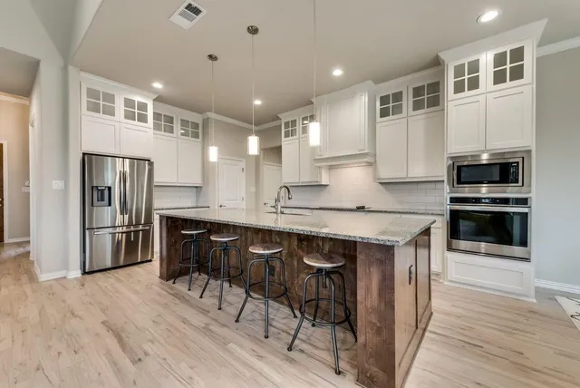 $465,000 | 125 Katalina Lane, Waxahachie, TX 75165