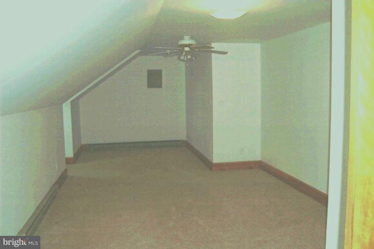 5120 Rixeyville Road Jeffersonton, VA 22724 - Photo 2 of 15 2nd Floor Bedroom