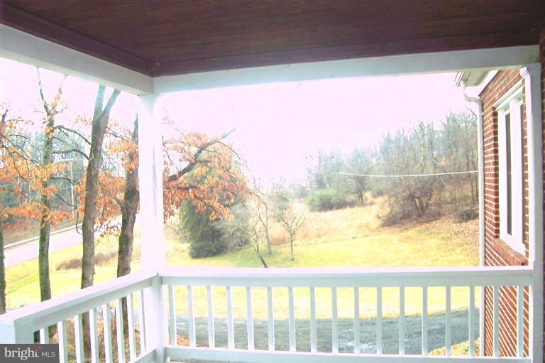 5120 Rixeyville Road Jeffersonton, VA 22724 - Photo 7 of 15 Side View