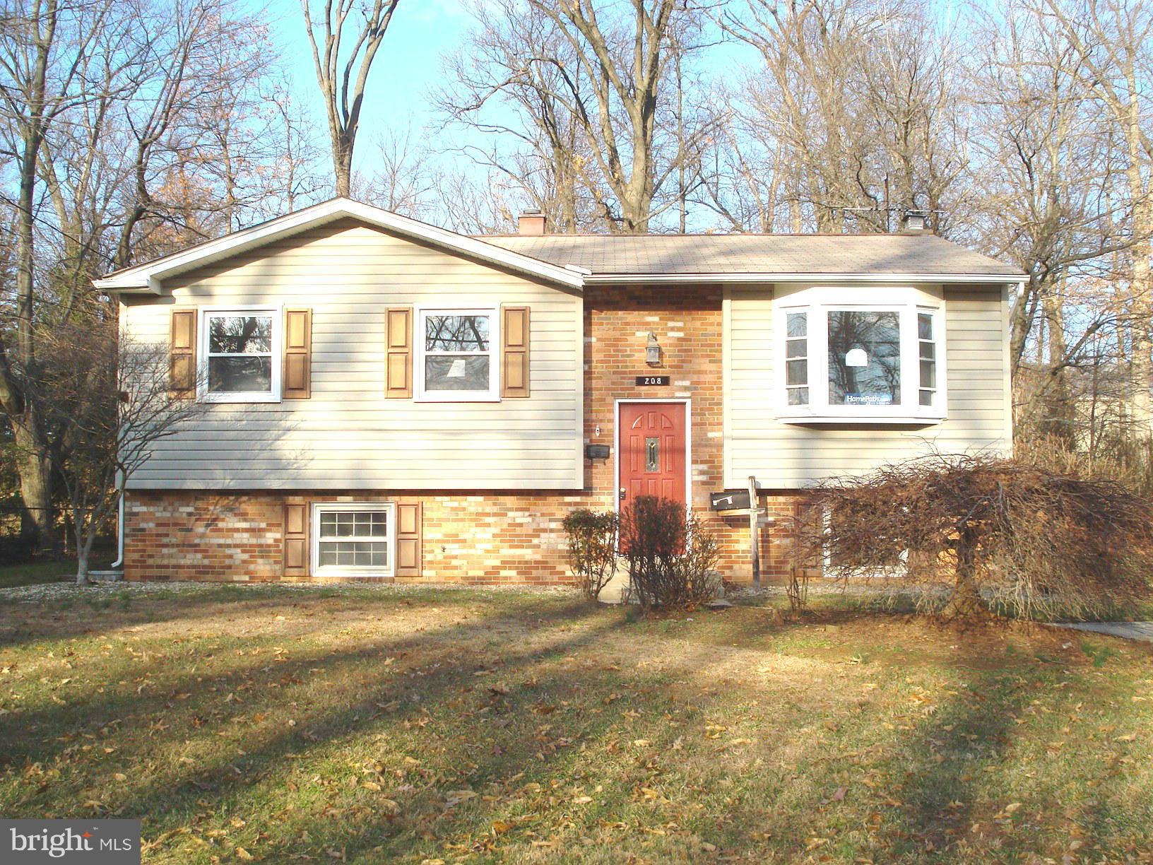 208 Rolling Road Gaithersburg, MD 20877 - Photo 1 of 26 Exterior (Front)