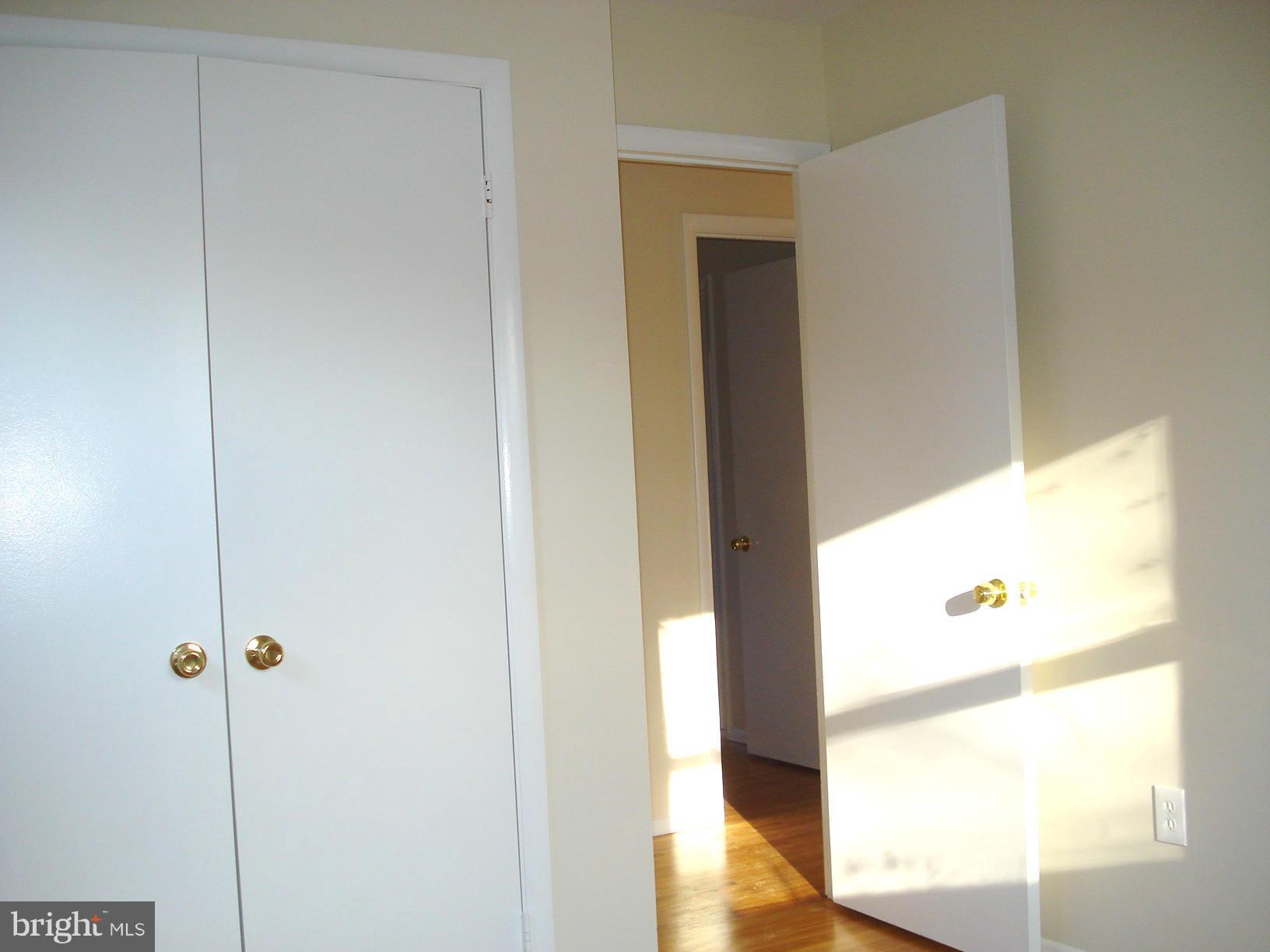 208 Rolling Road Gaithersburg, MD 20877 - Photo 12 of 26 Bedroom 1b