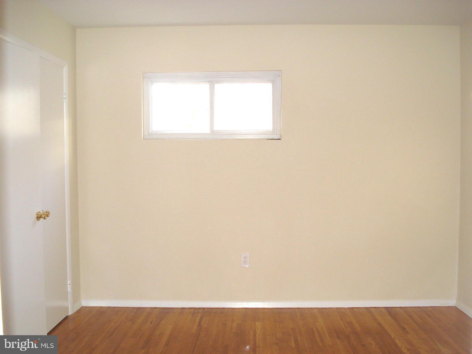 208 Rolling Road Gaithersburg, MD 20877 - Photo 7 of 26 Bedroom (Master) 1