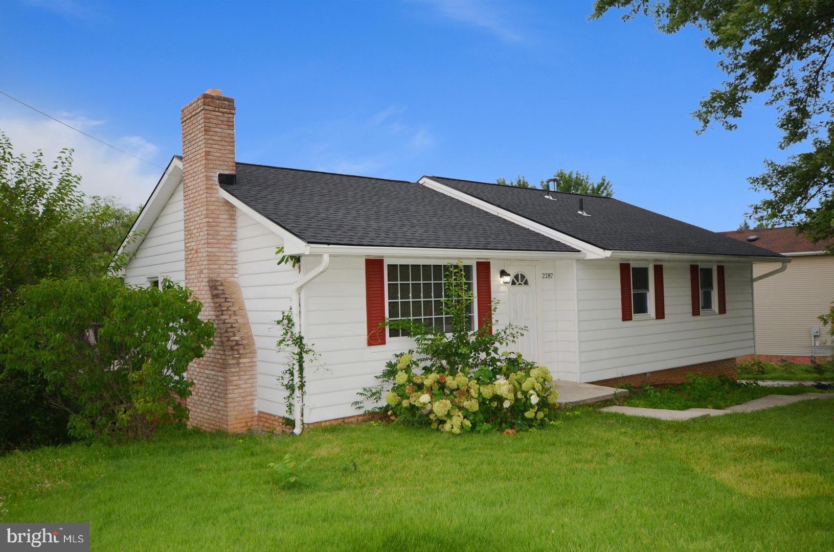 2287 Grandview Road Hanover, PA 17331 - Photo 2 of 31