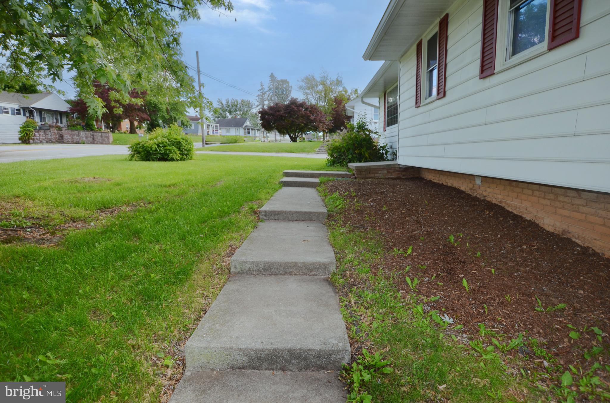 2287 Grandview Road Hanover, PA 17331 - Photo 9 of 31