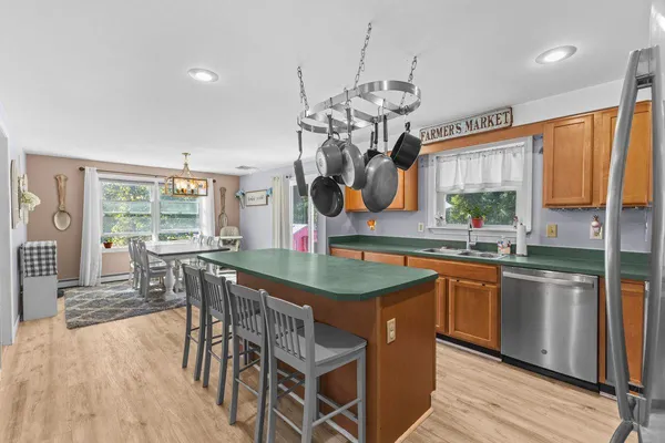 $529,000 | 5653 Vt Route 7, Ferrisburgh, VT 05456