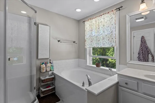 $529,000 | 5653 Vt Route 7, Ferrisburgh, VT 05456