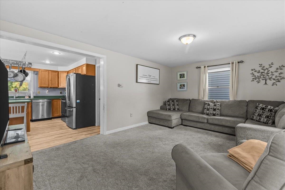 5653 Vt Route 7 Ferrisburgh, VT 05456 - Photo 5 of 57