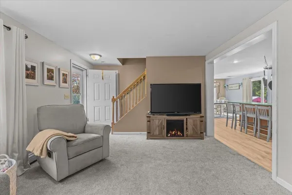 $529,000 | 5653 Vt Route 7, Ferrisburgh, VT 05456