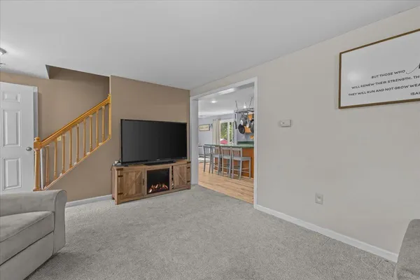 $529,000 | 5653 Vt Route 7, Ferrisburgh, VT 05456