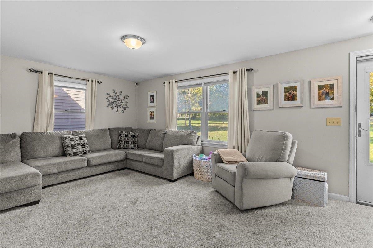 5653 Vt Route 7 Ferrisburgh, VT 05456 - Photo 10 of 57