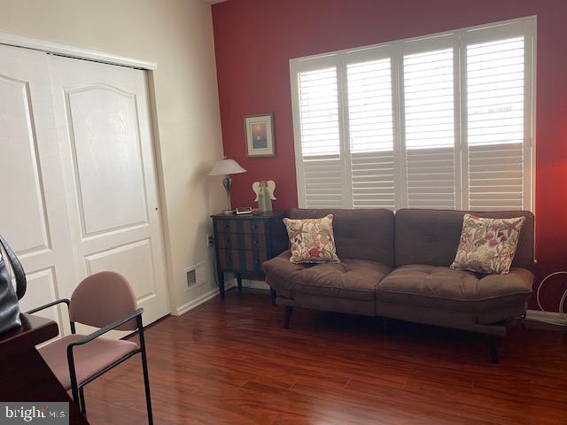 307 Mcclellan Road Egg Harbor Township, NJ 08234 - Photo 16 of 21 2 Bed 2x closet new flooring