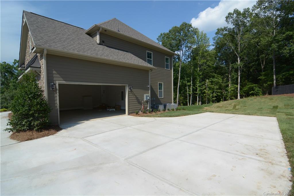 688 Zinnia Way, Unit 761 Tega Cay, SC 29708 - Photo 3 of 23 Gallery Image 3