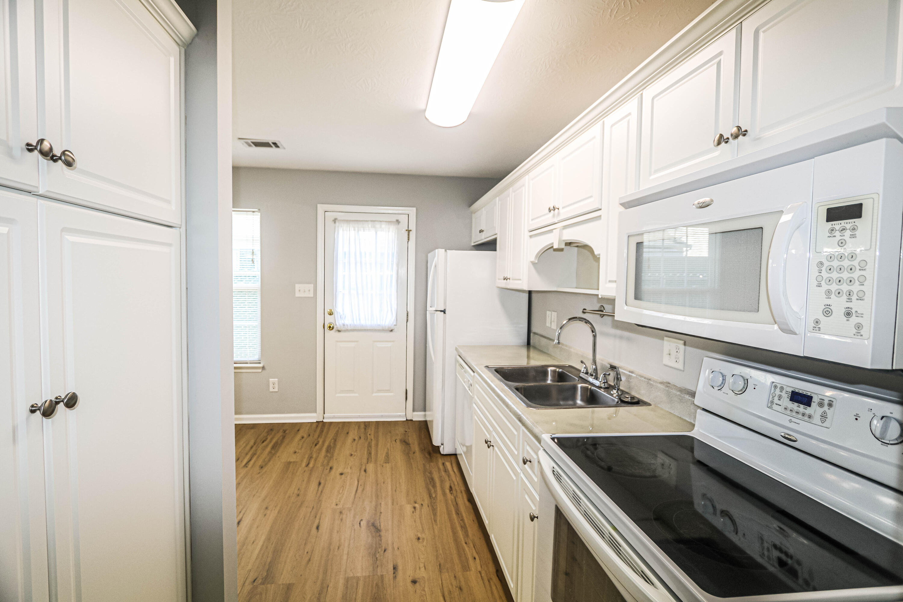 702 Creekside Drive Evans, GA 30809 - Photo 15 of 41 Creekside702-16