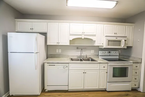 $1,395 | 702 Creekside Drive, Evans, GA 30809