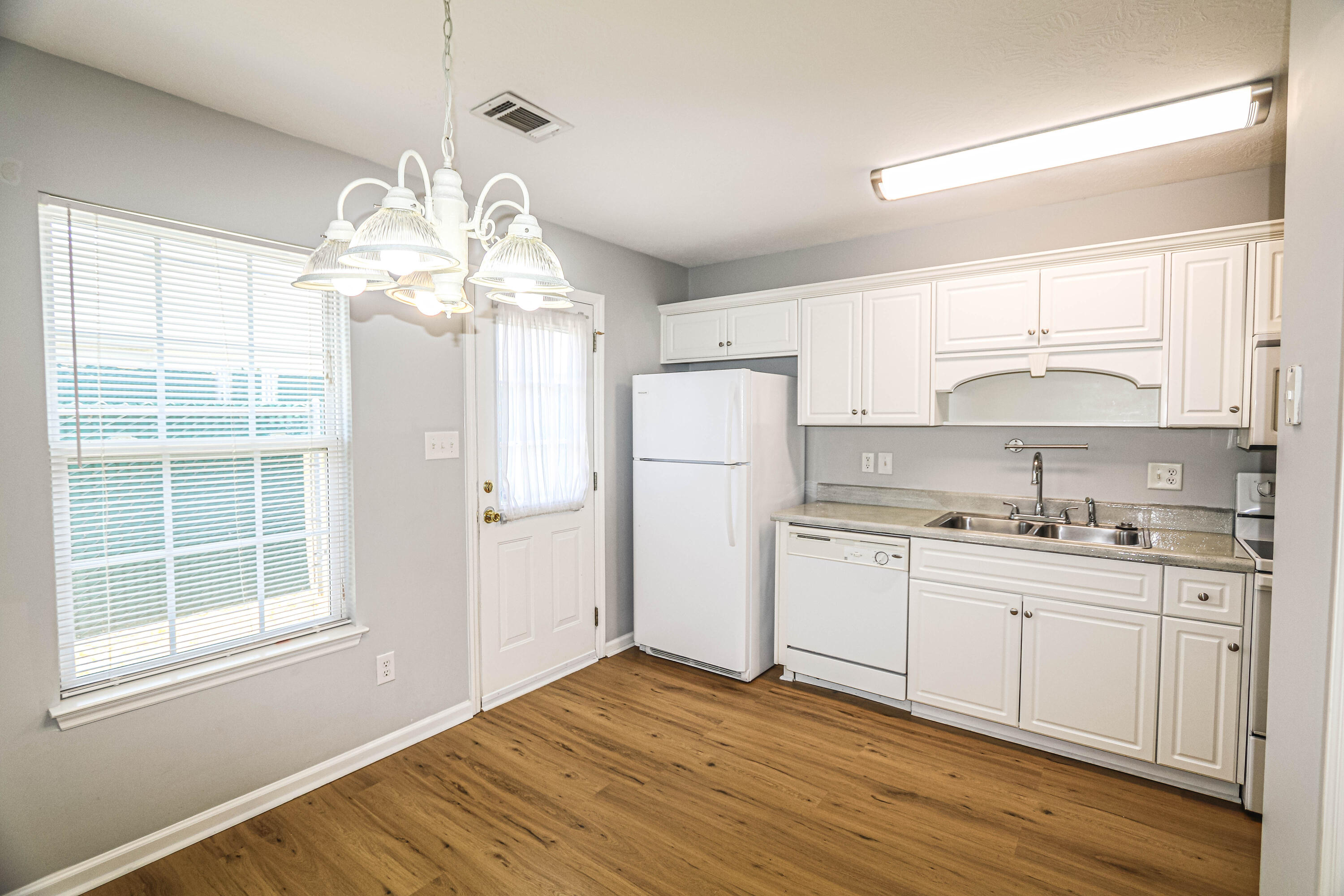 702 Creekside Drive Evans, GA 30809 - Photo 18 of 41 Creekside702-23