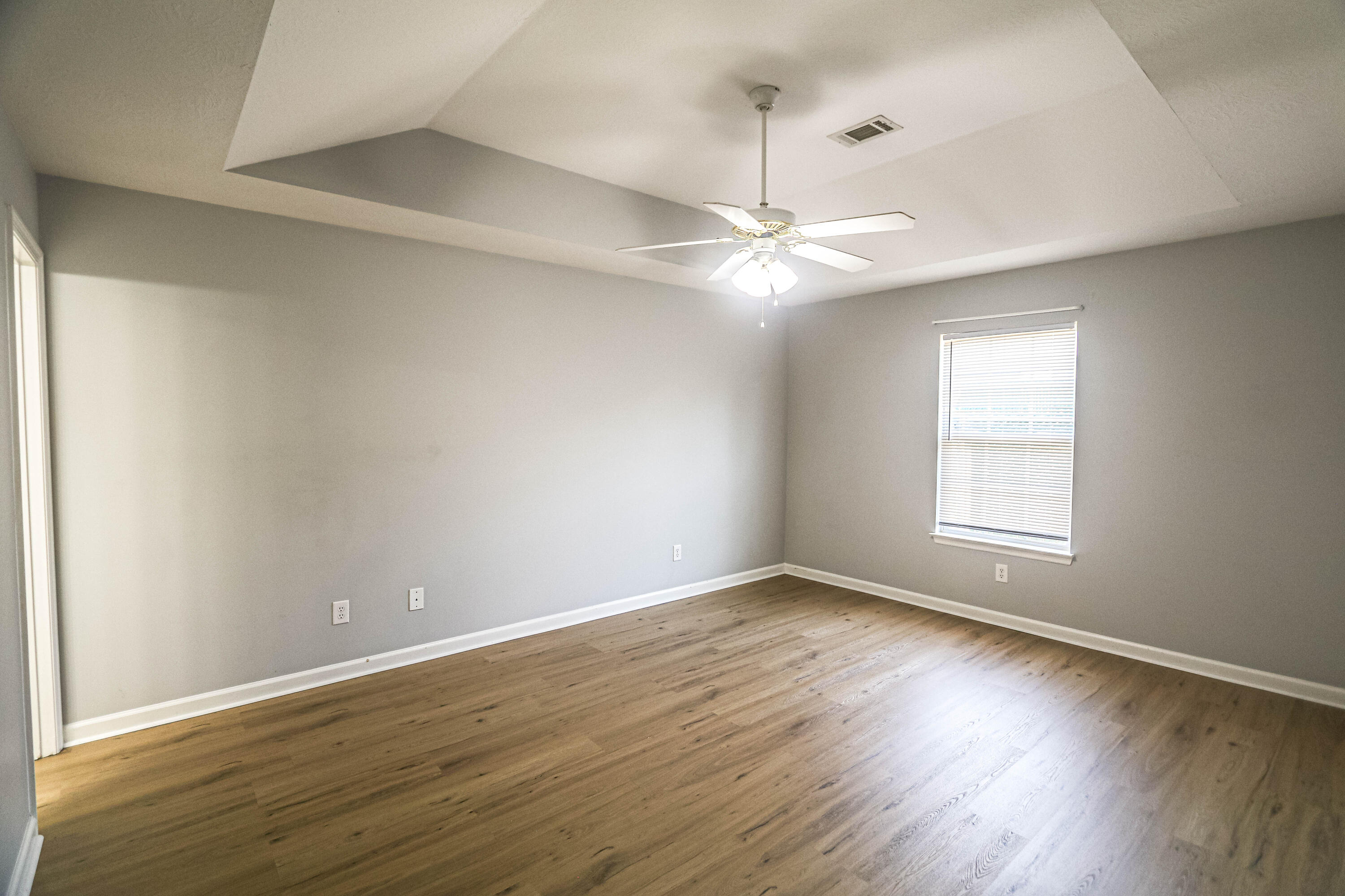 702 Creekside Drive Evans, GA 30809 - Photo 4 of 41 Creekside702-29