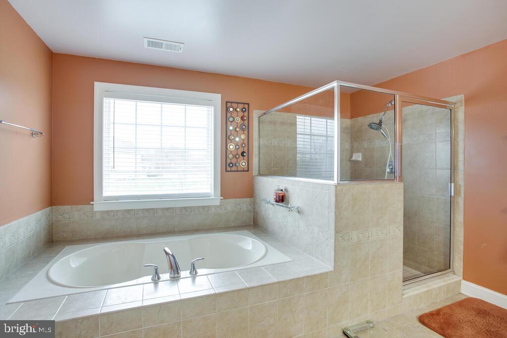 2009 Baythorne Road Prince Frederick, MD 20678 - Photo 36 of 39 Primary Bathroom w/soaking tub and separate shower