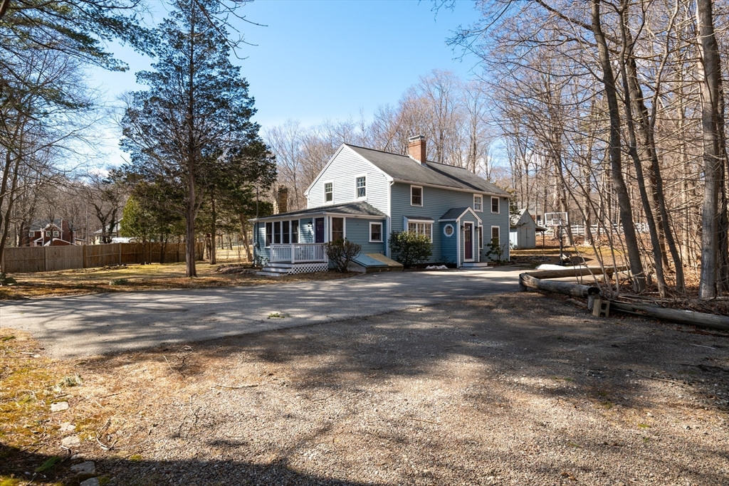 133 Topsfield Road Ipswich, MA 01938 - Photo 1 of 42